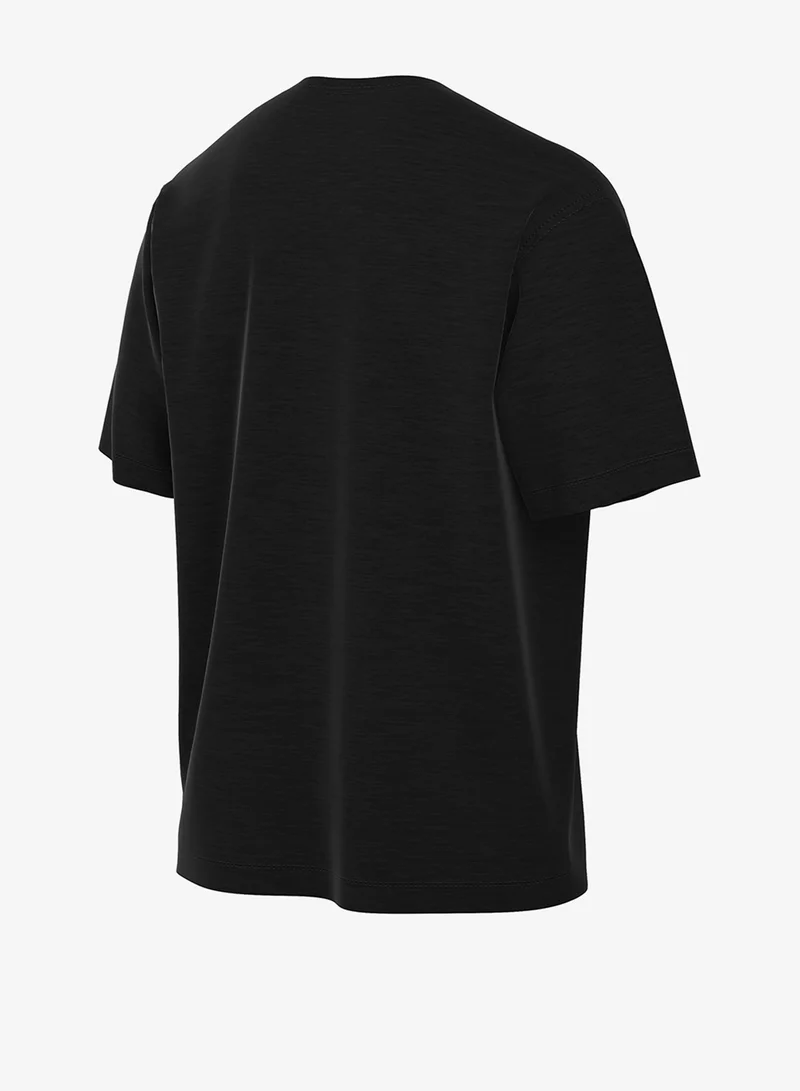 Nike BLACK Chicago Courtside Vintage T-Shirt for Men | Best Price UAE